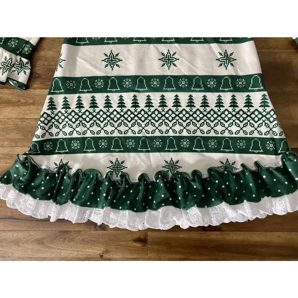 NWT SweetHoney Dreamer Pajama Gown Trees & Snowflakes Cream Green Holiday 12M